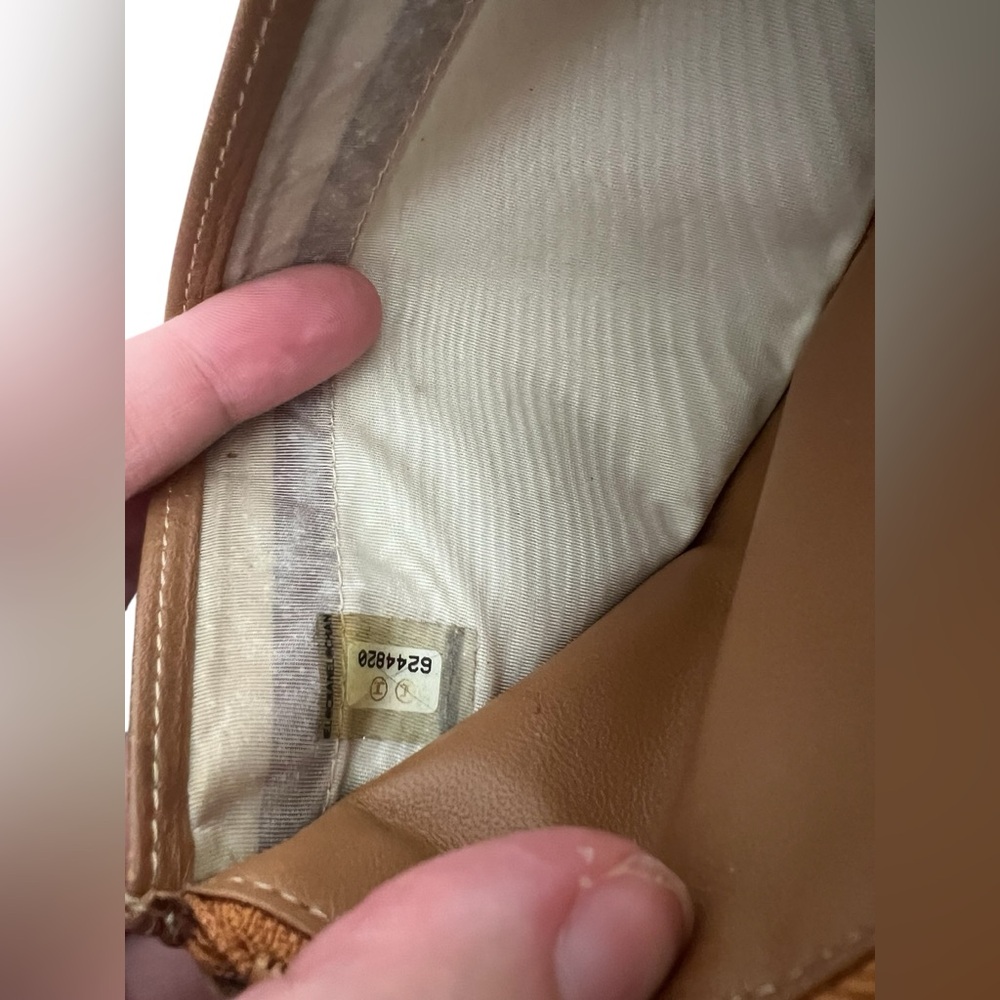 CHANEL CC Logo Camel Brown Leather Bifold Long Wallet - Picture 13 of 16